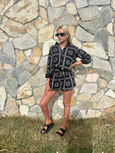 Load image into Gallery viewer, Athena Greek Sun Set - Black