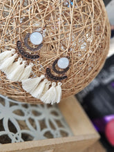 Load image into Gallery viewer, White tassel earrings