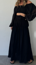 Load image into Gallery viewer, Raven Crop top