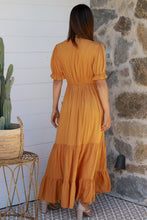 Load image into Gallery viewer, Oakleigh Maxi Dress
